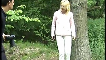Amateur German Teen Gets Picked Up And Facialized Outdoors