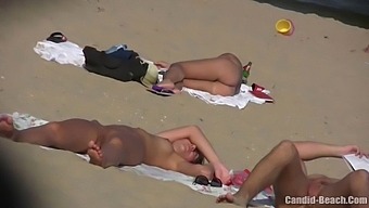 Amateur Lovers Baring It All On The Nudist Shore In Hd
